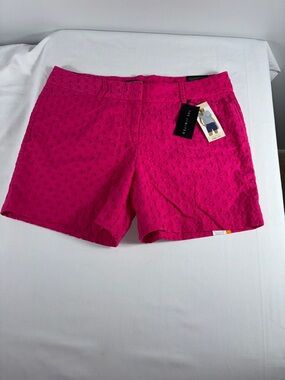 NWT $50 The Limited Hot Pink COTTON Eyelet 5” Inseam Tailor Fit Shorts Size 12